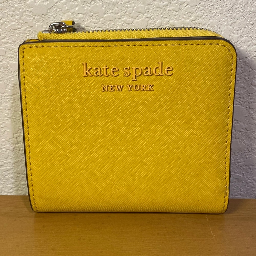 Kate Spade Yellow Bifold Cameron Monotone Wallet